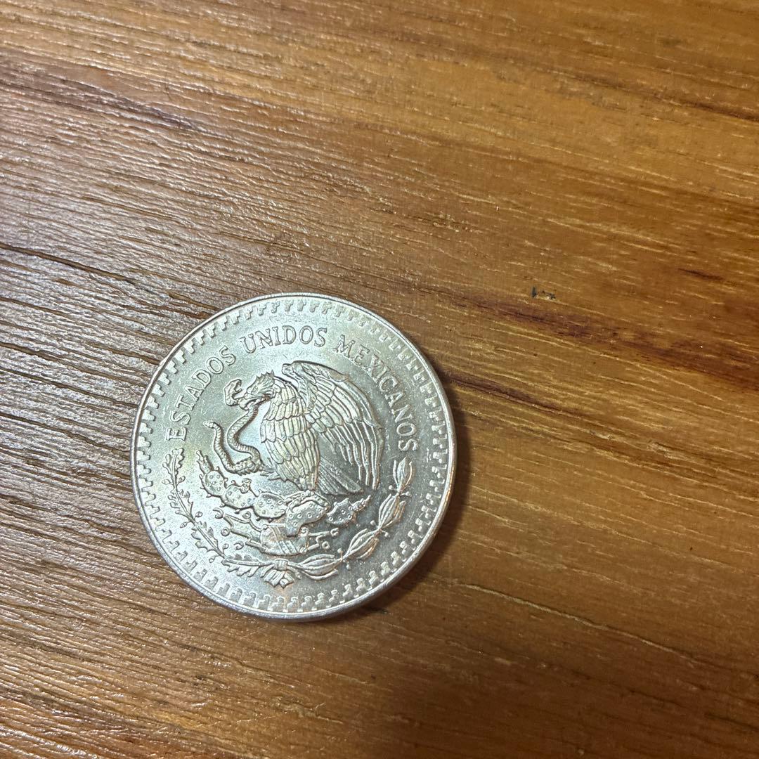 ぎ*ん様 メキシコ 1オンス 銀貨 31.3g