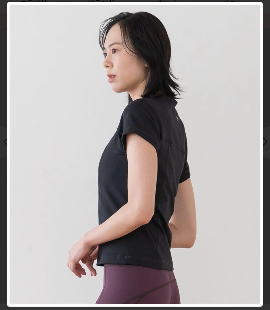 タグ付き未使用品！SUKALA スカーラ　カップ付きミニハイネック　ブラックM