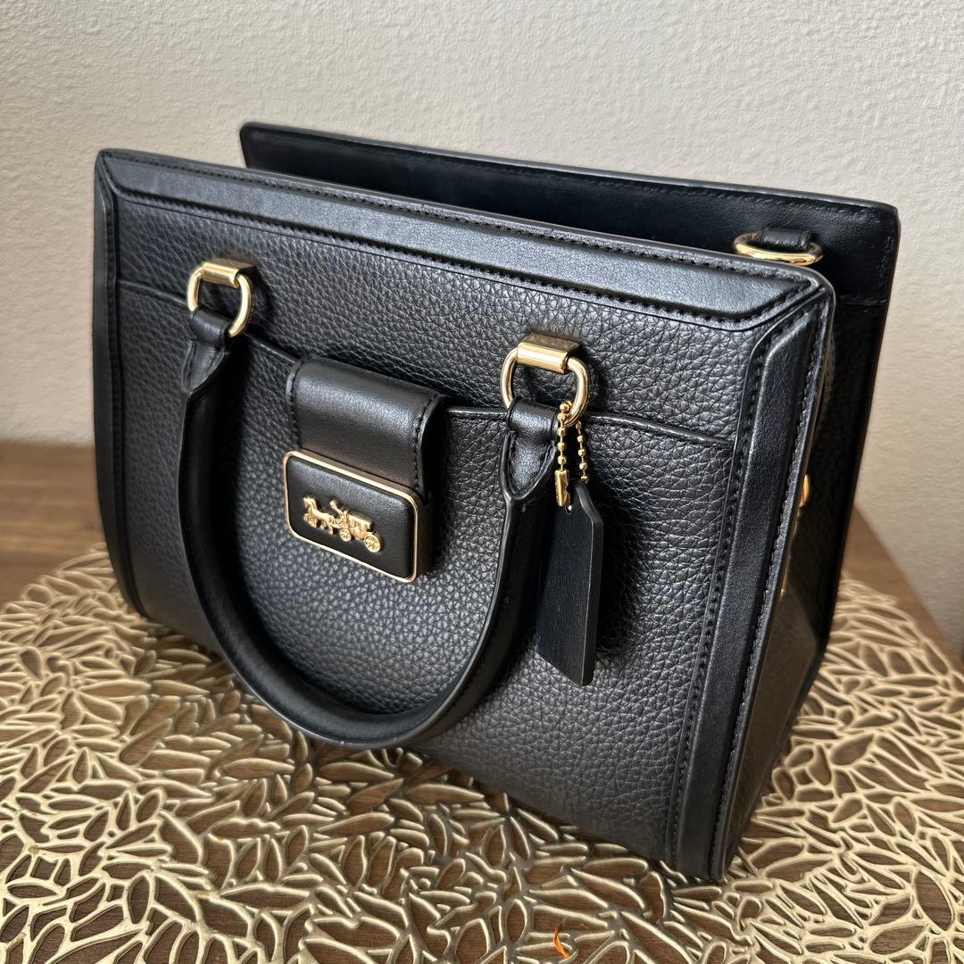 coach レザー製黒ハンドバッグ （お値下げ✖️）