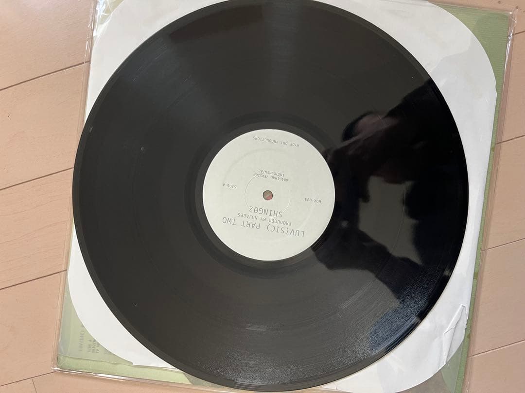 LUV(SIC) PART TWO SHING02 NUJABES レコード
