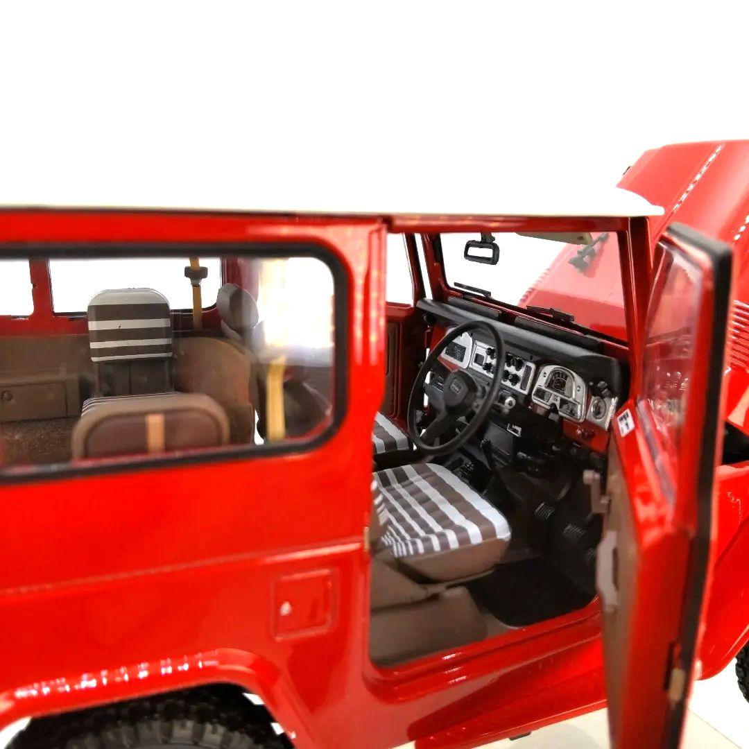 京商 1/18 トヨタ ランドクルーザー 40 バン (BJ42V)