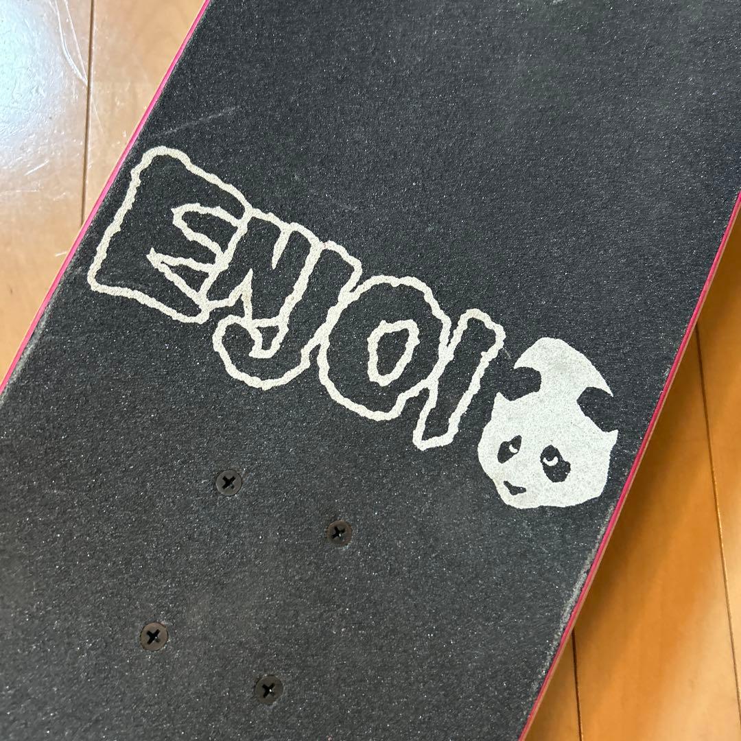 美品 enjoin スケートボード（デッキ裏面 ヒョウ柄カーペット）