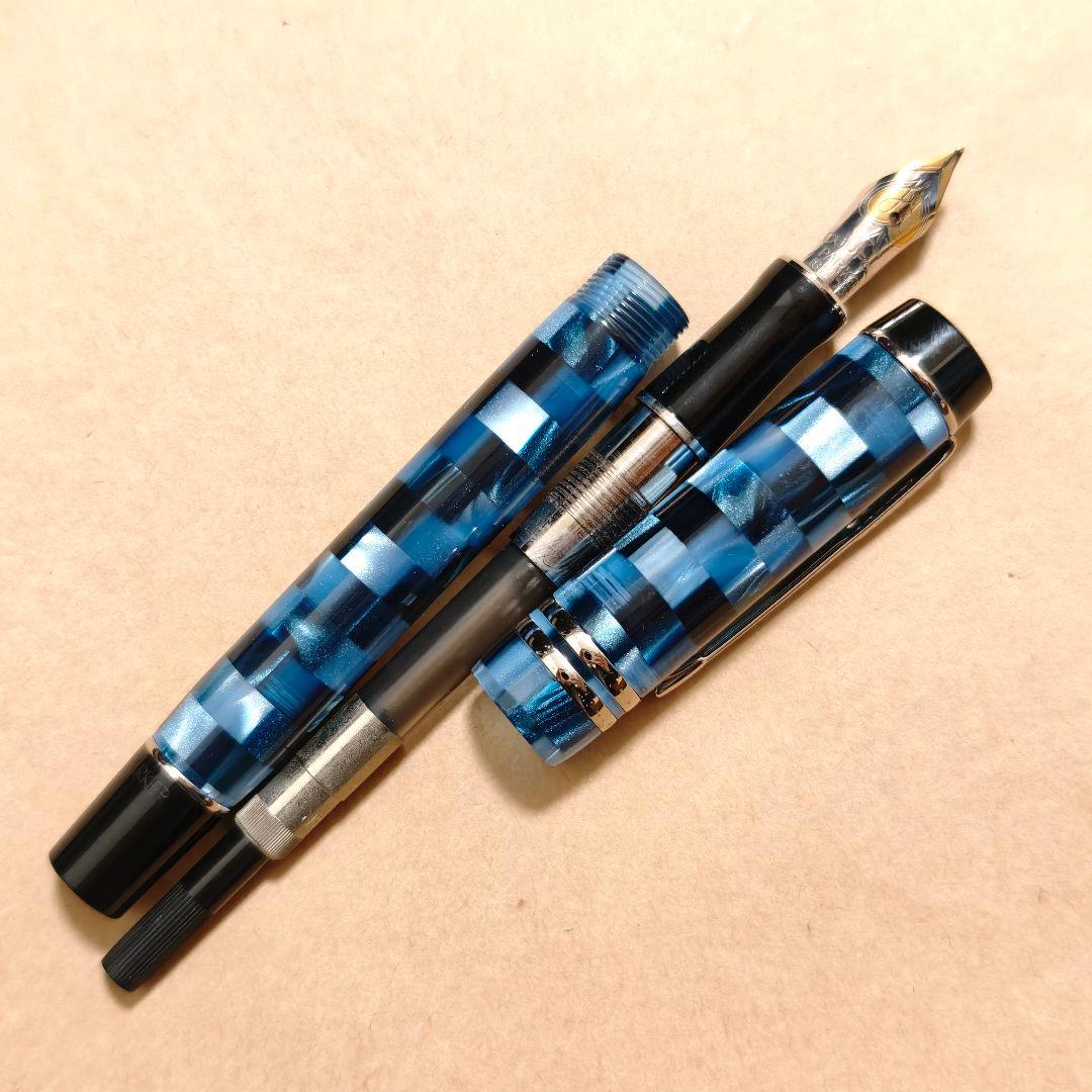 Parker デュオフォールド チェックブルー 万年筆 パーカー