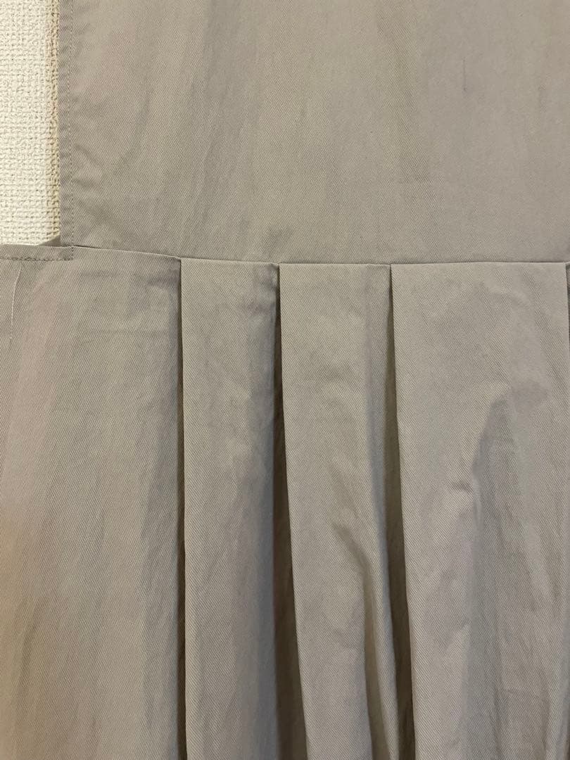 【新品】LUCA LADYLUCK LUCA Vネックベスト