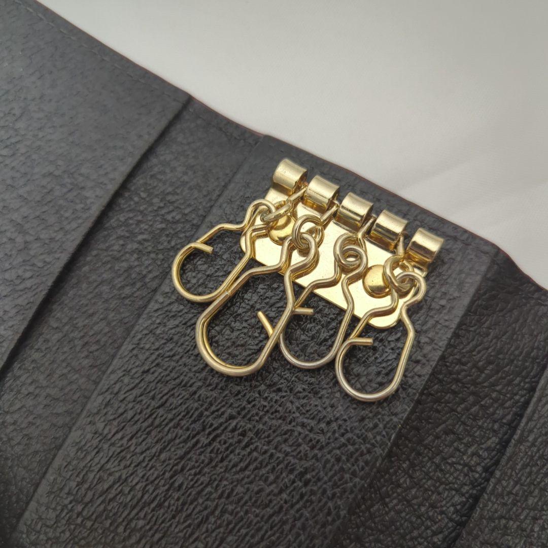 【良品】Vivianne Westwood オーブ ロゴ 4連 レザーキーケース