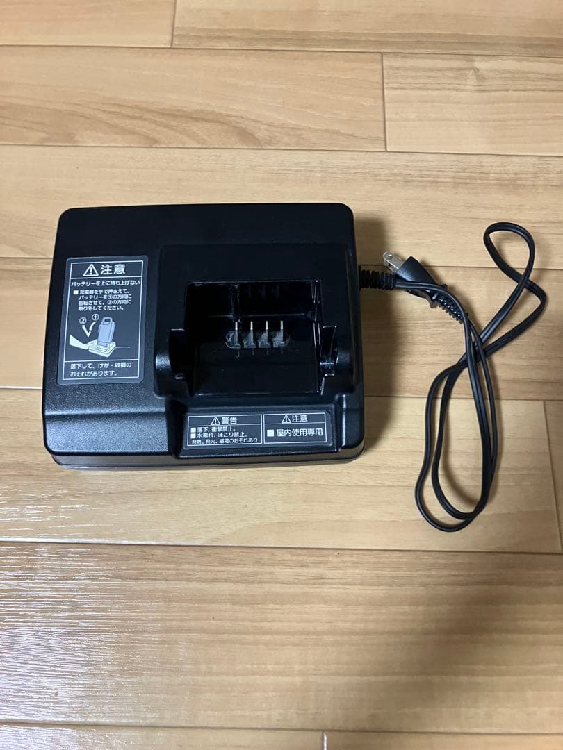通電⭕️ 電動自転車用充電器 黒　パナソニック