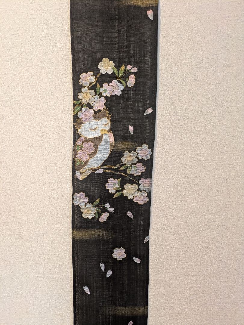 細タペストリー　桜　ふくろう