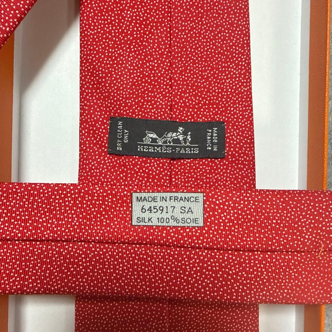 美品　エルメス　ネクタイ　赤　ピンドット　シルクジャガード　派手　結婚式