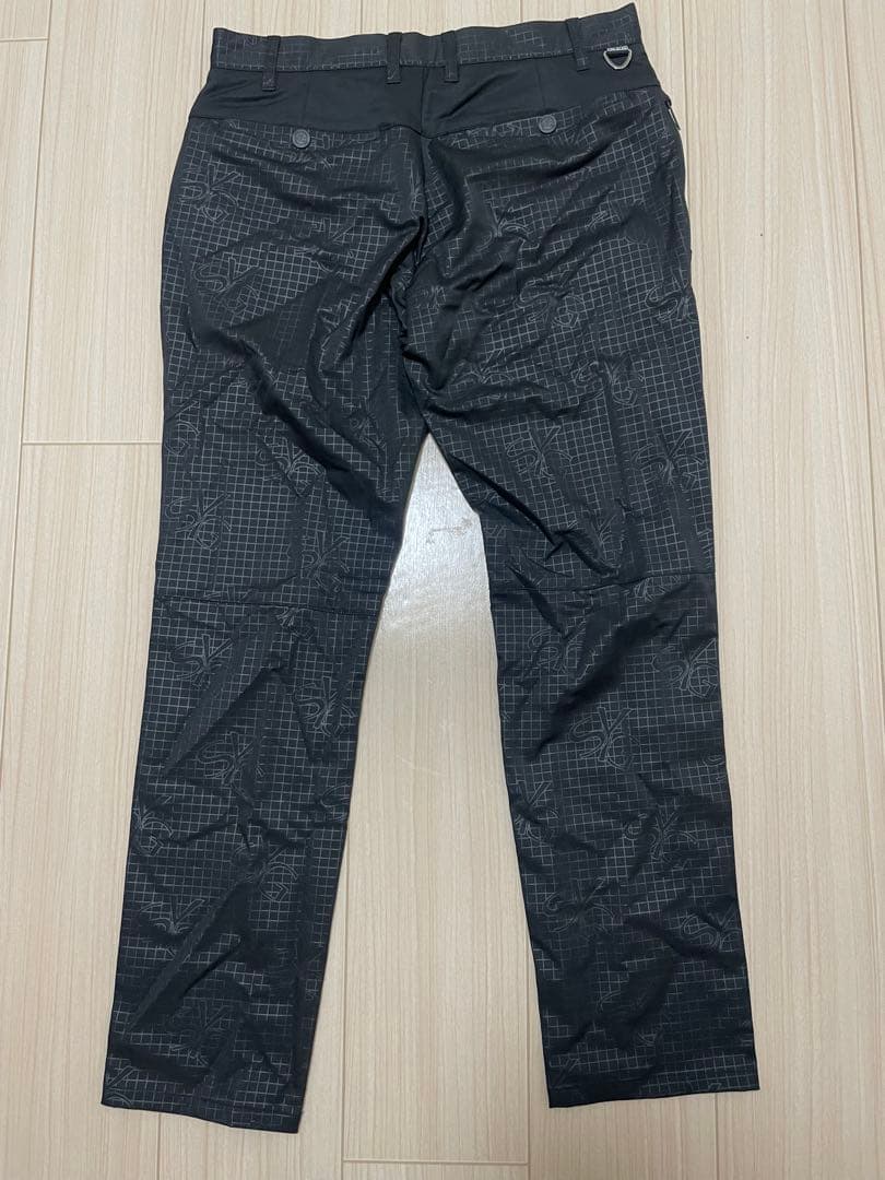 【美品】SY32 ゴルフパンツ エンボス加工 防風 秋冬M 黒