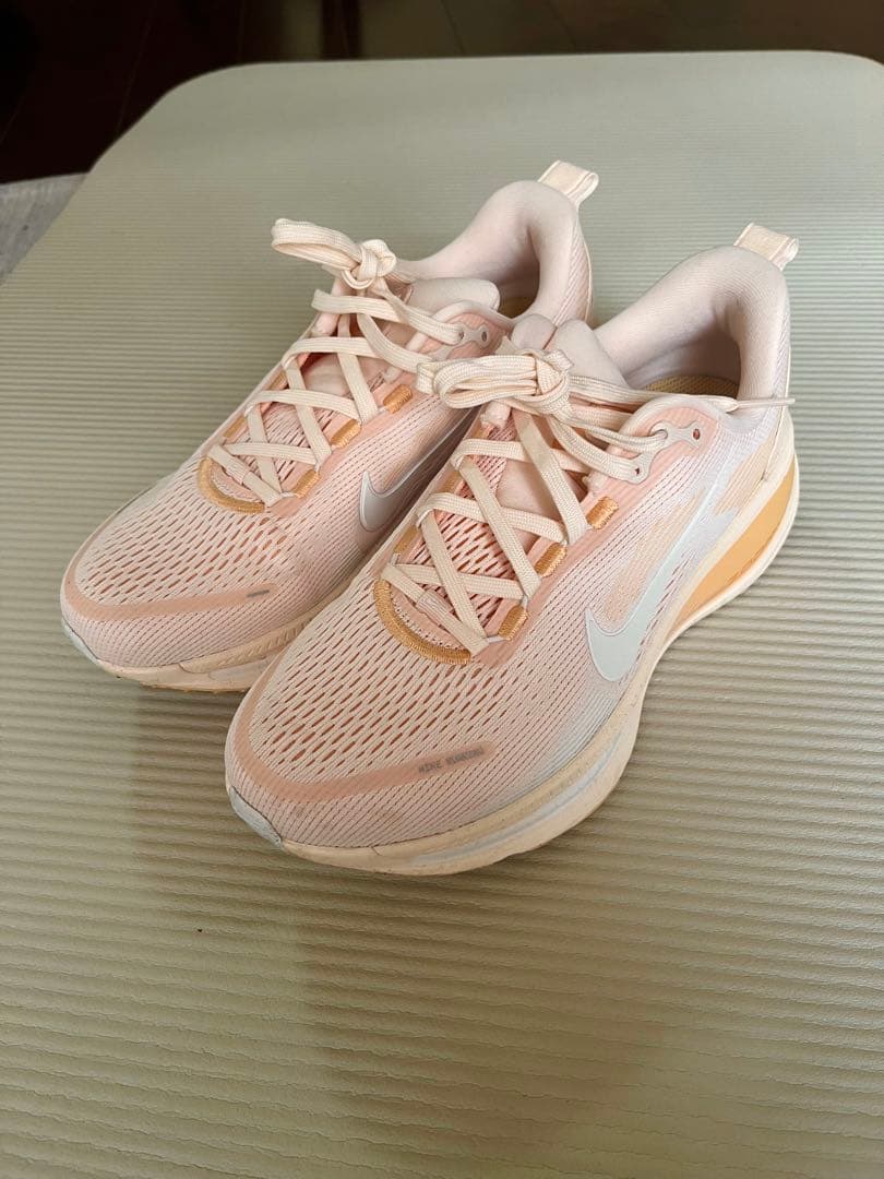 NIKE ズーム　ボメロ18 25cm