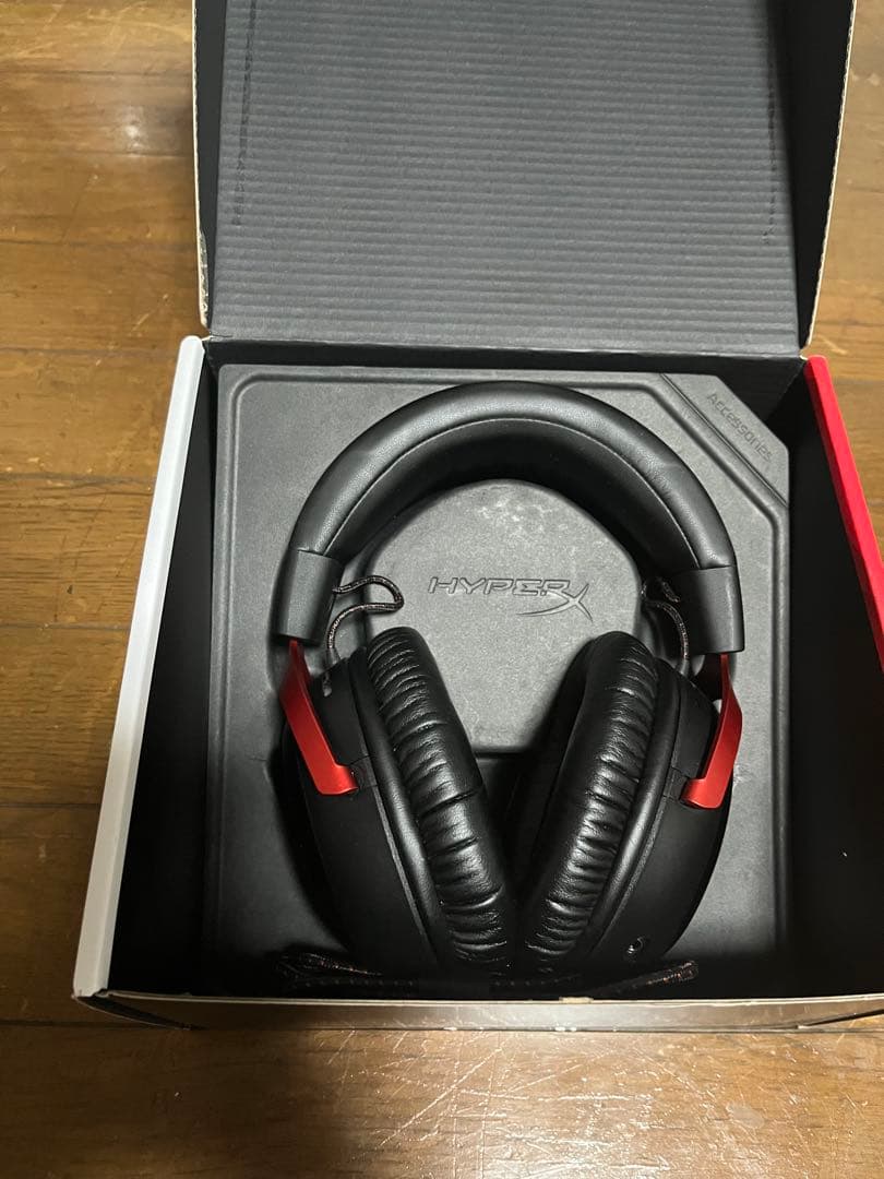 HyperX Cloud III Wired ゲーミングヘッドセット