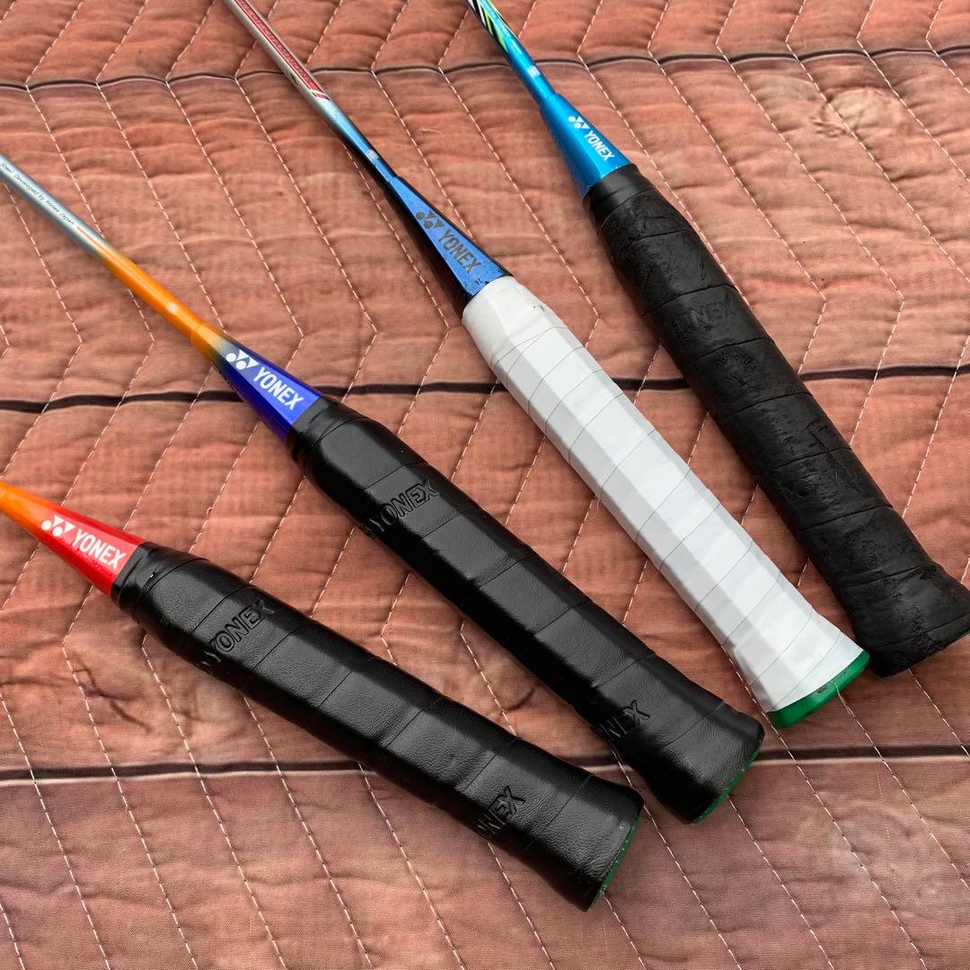 YONEX バドミントンラケット　まとめて４本