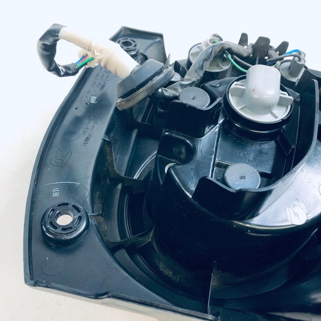 【即納】ムーヴキャンバス　右　テール　TOKAIDENSO　20521R　キズ有