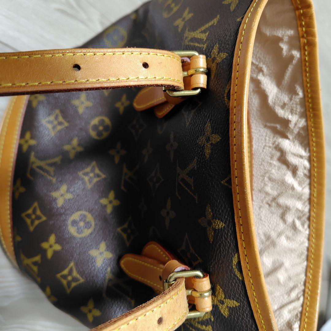 camとなります Louis Vuitton トートバッグと付属のポーチ