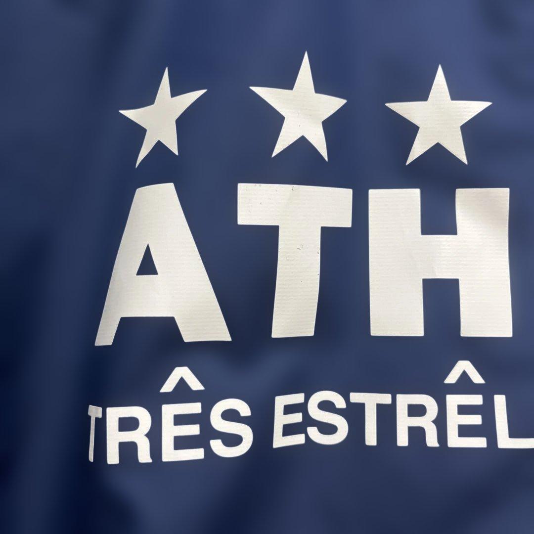 美品　ATHLETA ピステ　ウィンドブレーカー L 上下　セットアップ