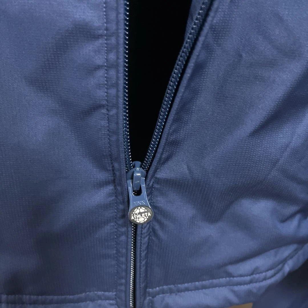 美品　ATHLETA ピステ　ウィンドブレーカー L 上下　セットアップ