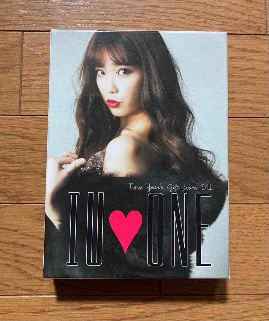 IU♡ONE～New Year's Gift from IU～ DVD