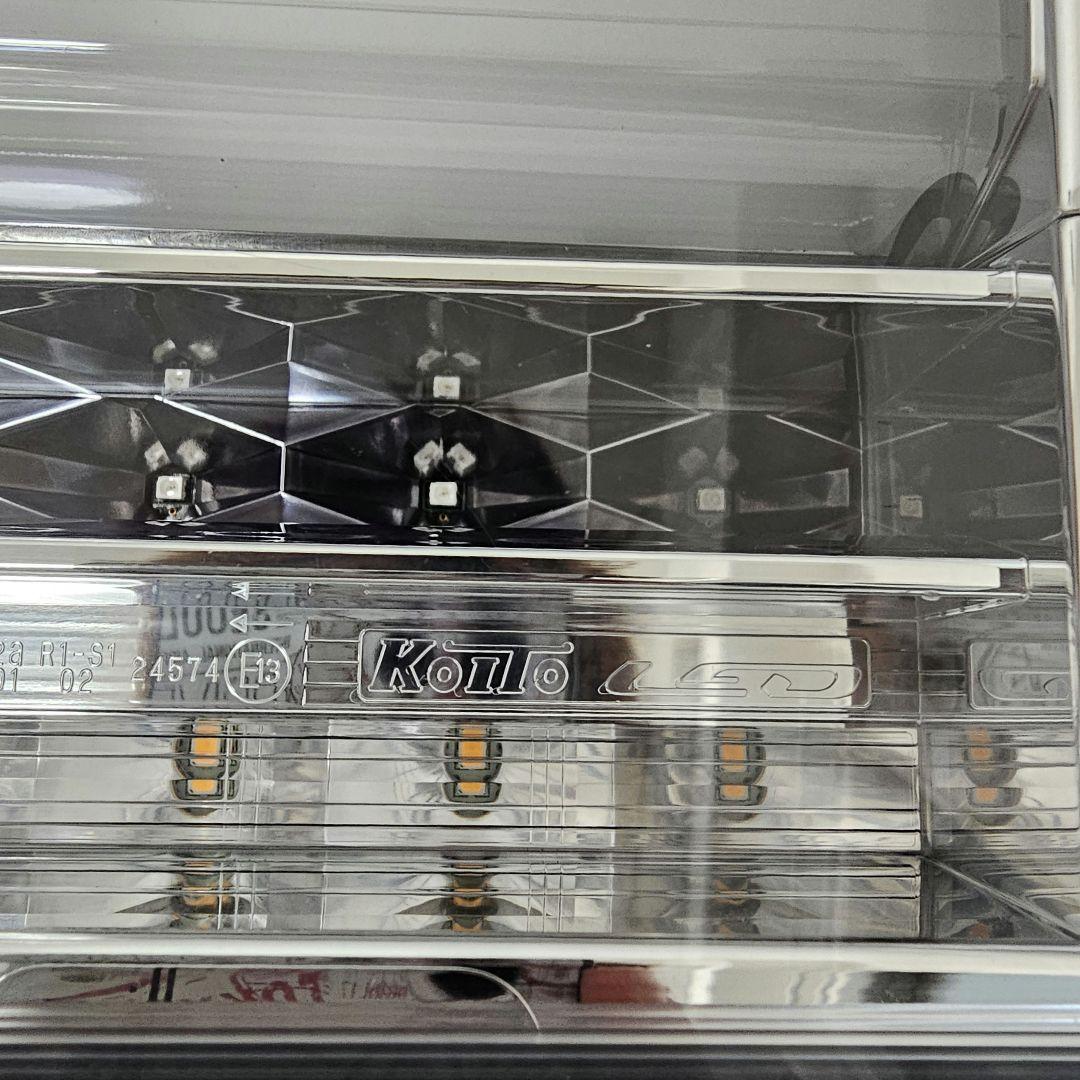 ラ*フ様 KOITO トラック用 歌舞伎 LED テールランプ