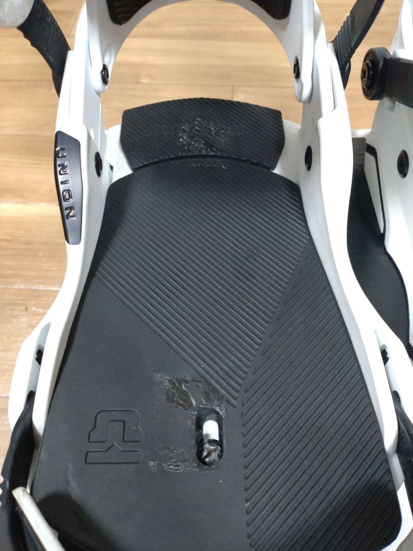 UNION FORCE　WHITE　23-24モデル　Sサイズ