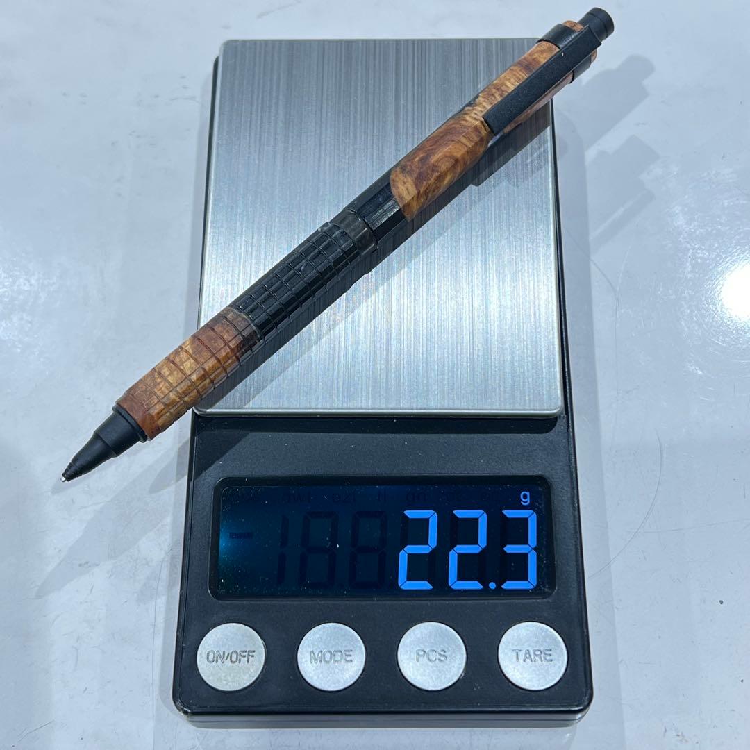 モト　orenznero 0.5 mm 12角軸　スリット加工格子柄