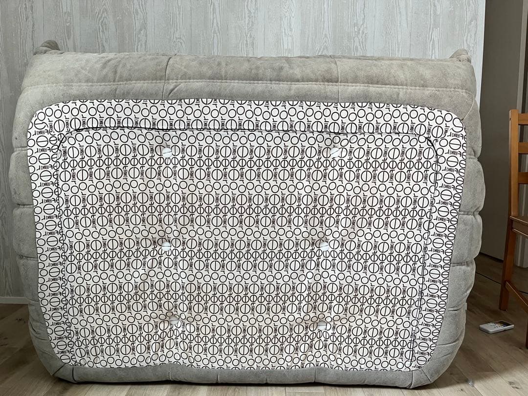 ligne roset 2人掛けソファ
