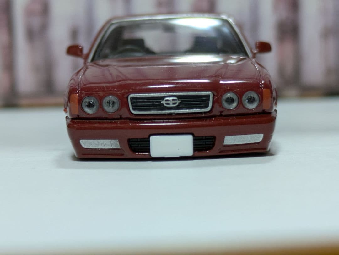 ★トミカリミテッド　日産Ｙ32セドリック改深リム、ローダウン