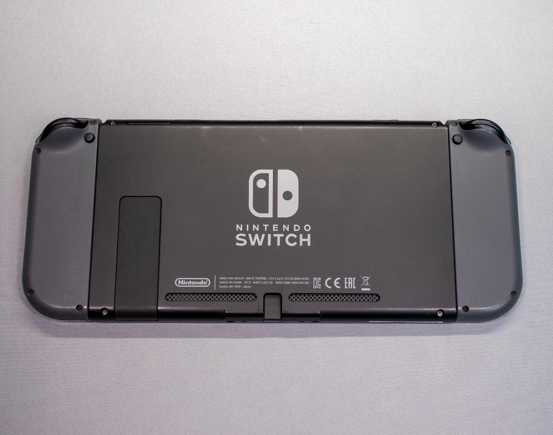 【完動品・付属品完備】Nintendo Switch 本体