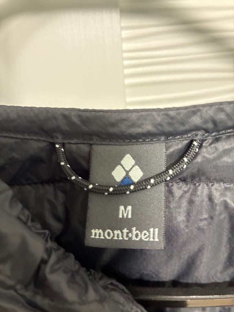 mont-bell スペリオダウン Vネックベスト メンズ　サイズM ブラック