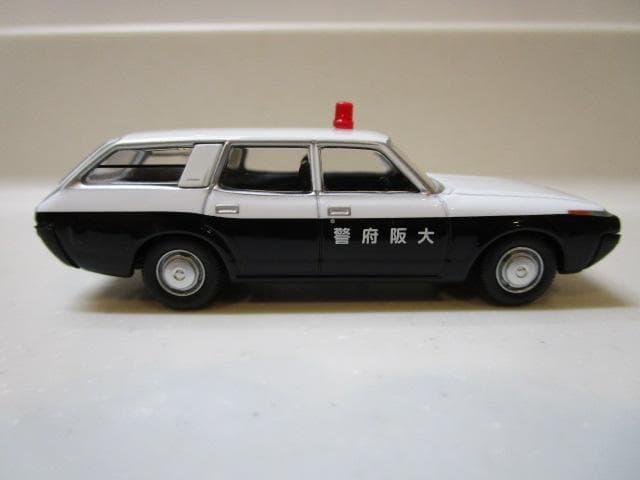 LV-N164aトミカLVネオ/新品未開封トヨタクラウンバンパトロールカー大阪府