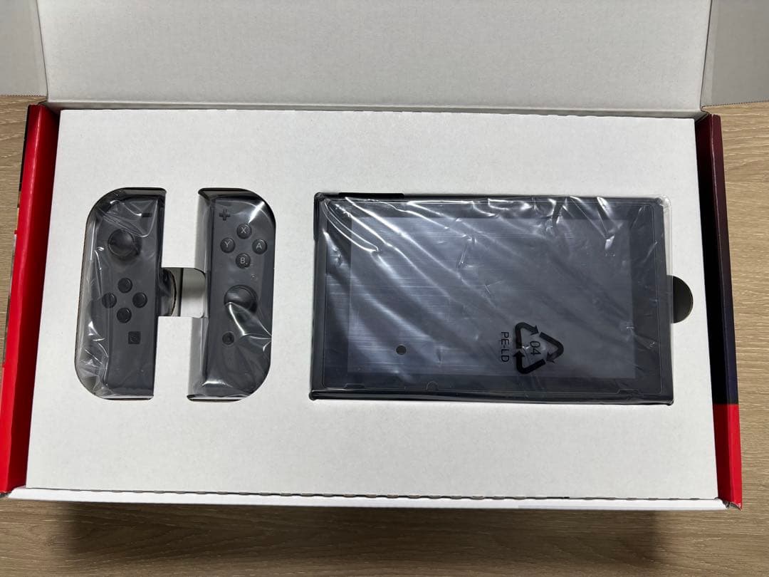 Nintendo Switch 本体 グレー（通常モデル）