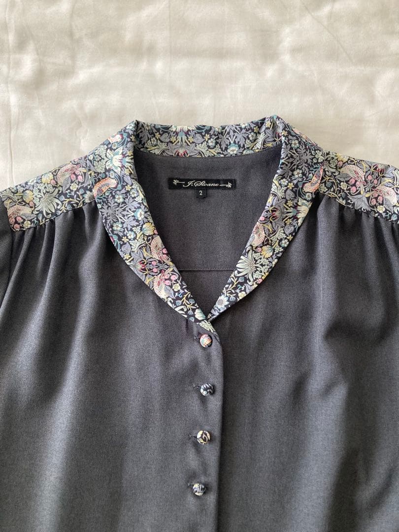 新品！jsloane 切り替え長袖ワンピース へちま襟　リバティ　いちご泥棒