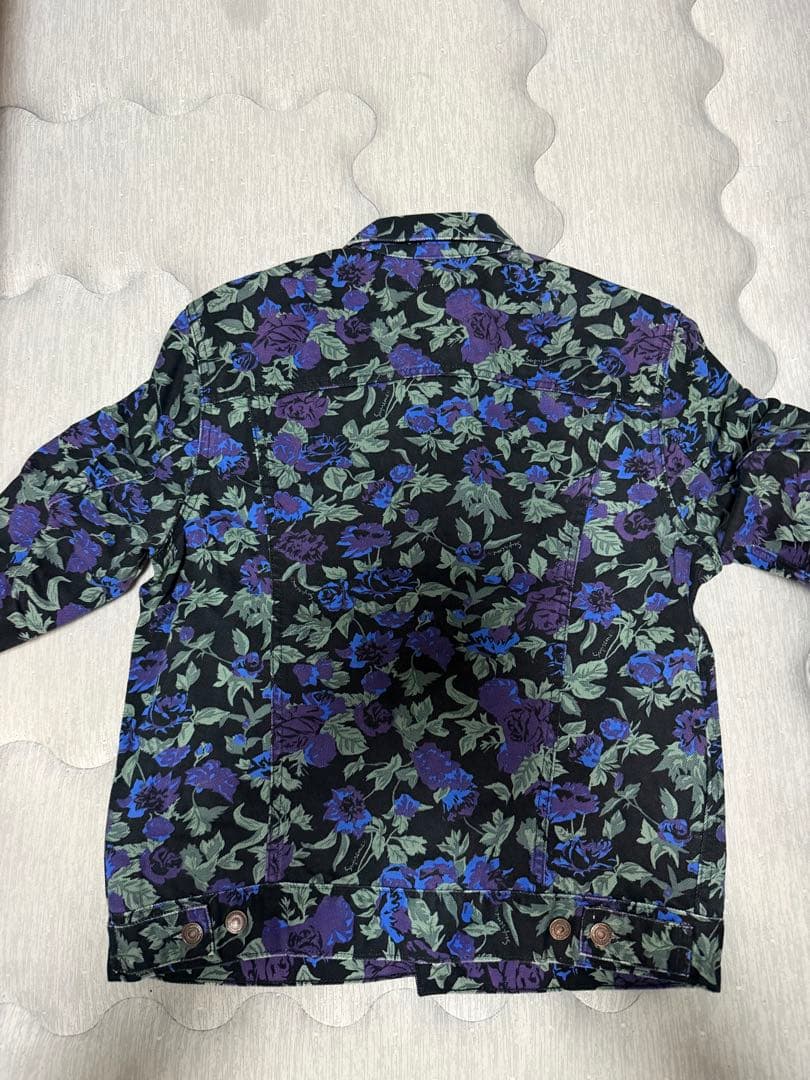 K*J様 【超希少】Supreme×Levi's Roses Trucker J