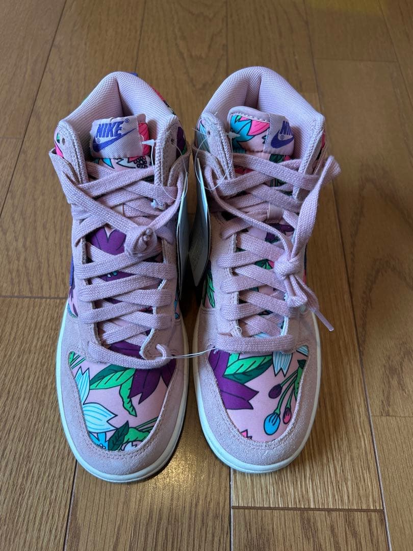 【新品タグ付き】NIKE WMNS DUNK HIGH SKINNY 24cm