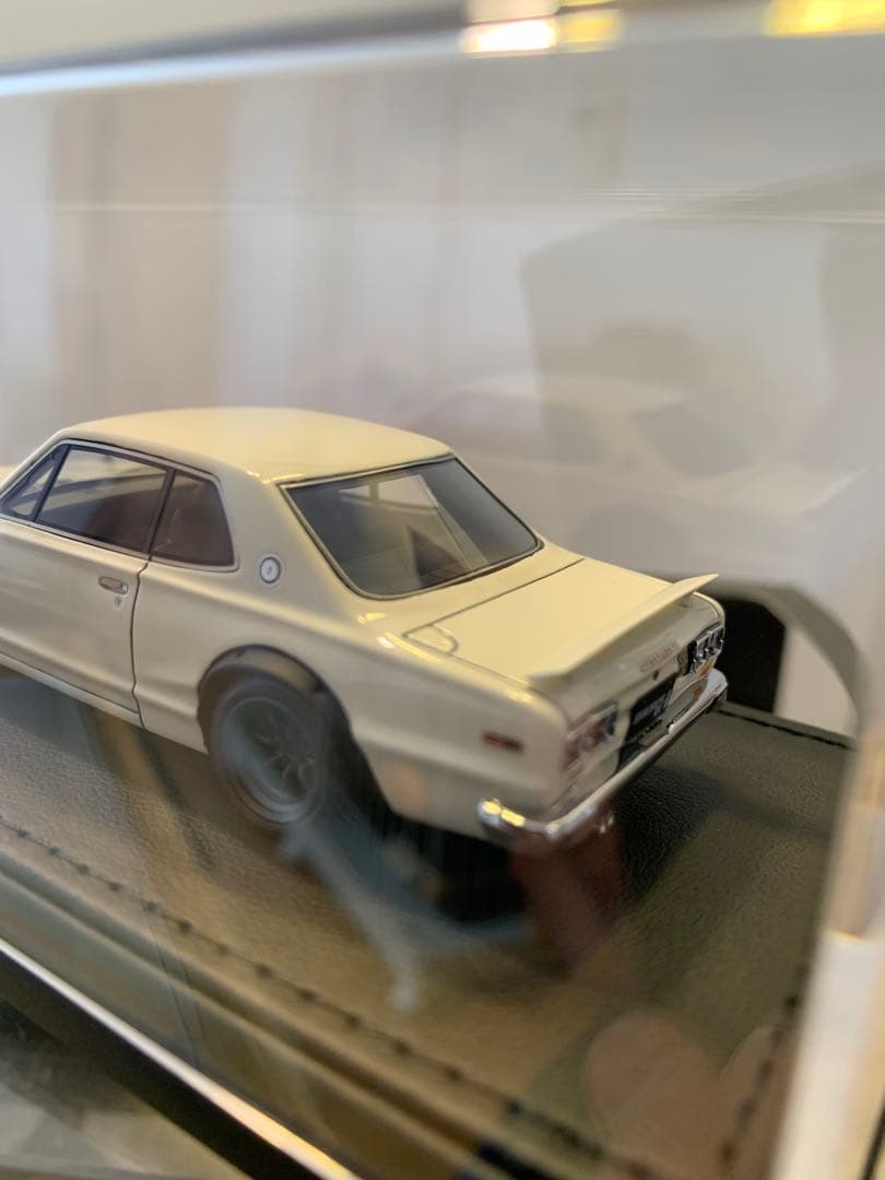 イグニッションモデル　1/43 スカイライン　GT-R KPGC10 ホワイト