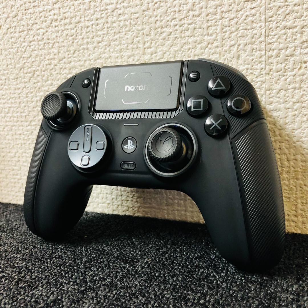 【送料無料】NACON REVOLUTION 5 PRO コントローラー