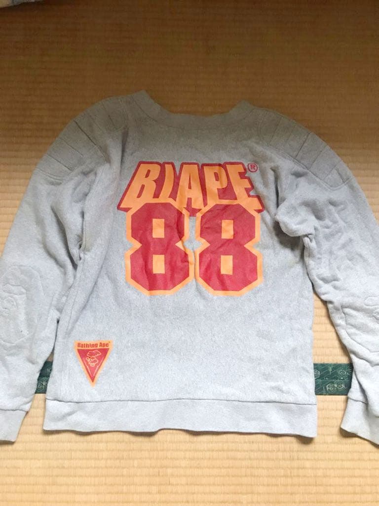 A BATHING APE アベイシングエイプ パーカー