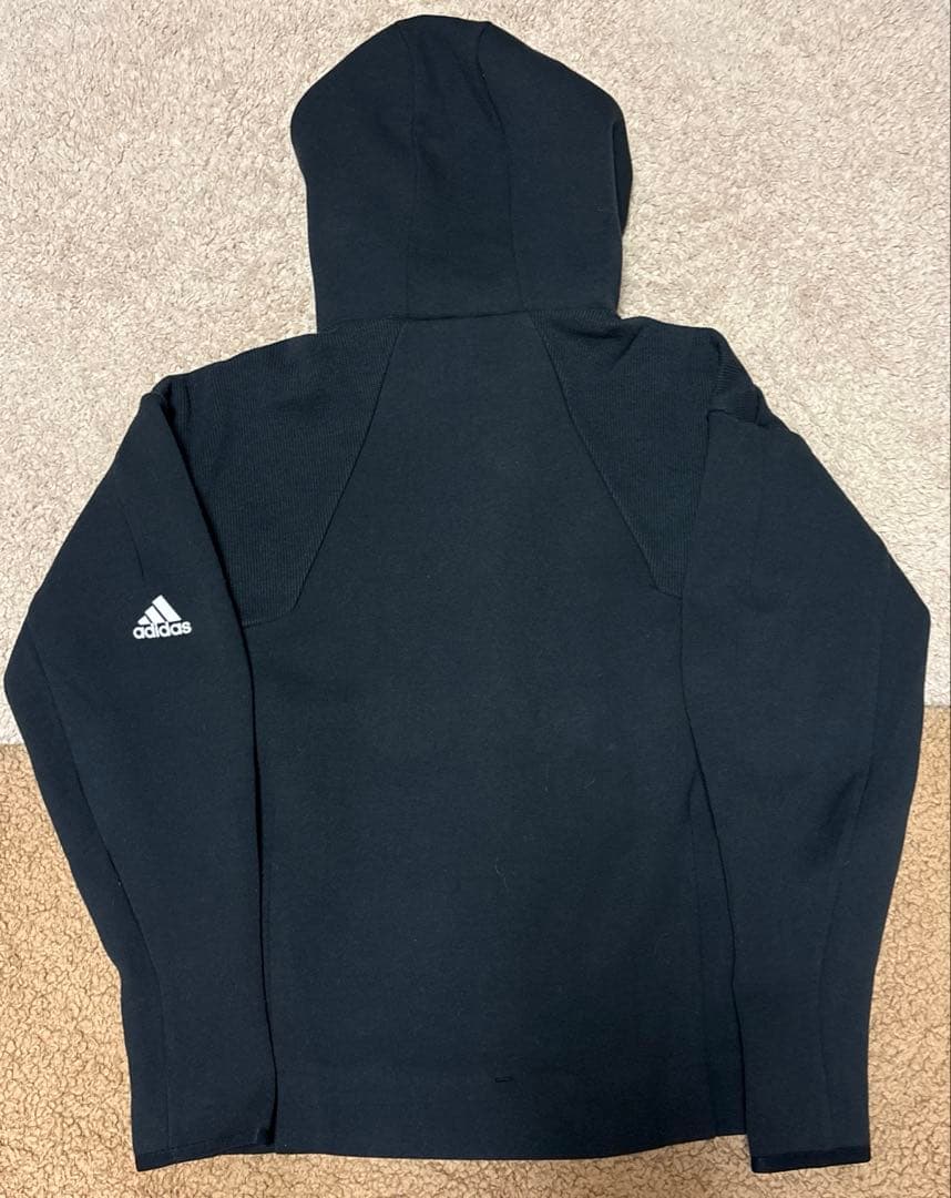 adidas パーカージャケット　レディース新品、未使用品