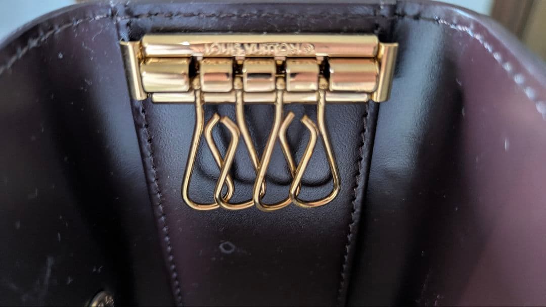 コキン 未使用　LOUIS VUITTON ミュルティクレ４ アマラント