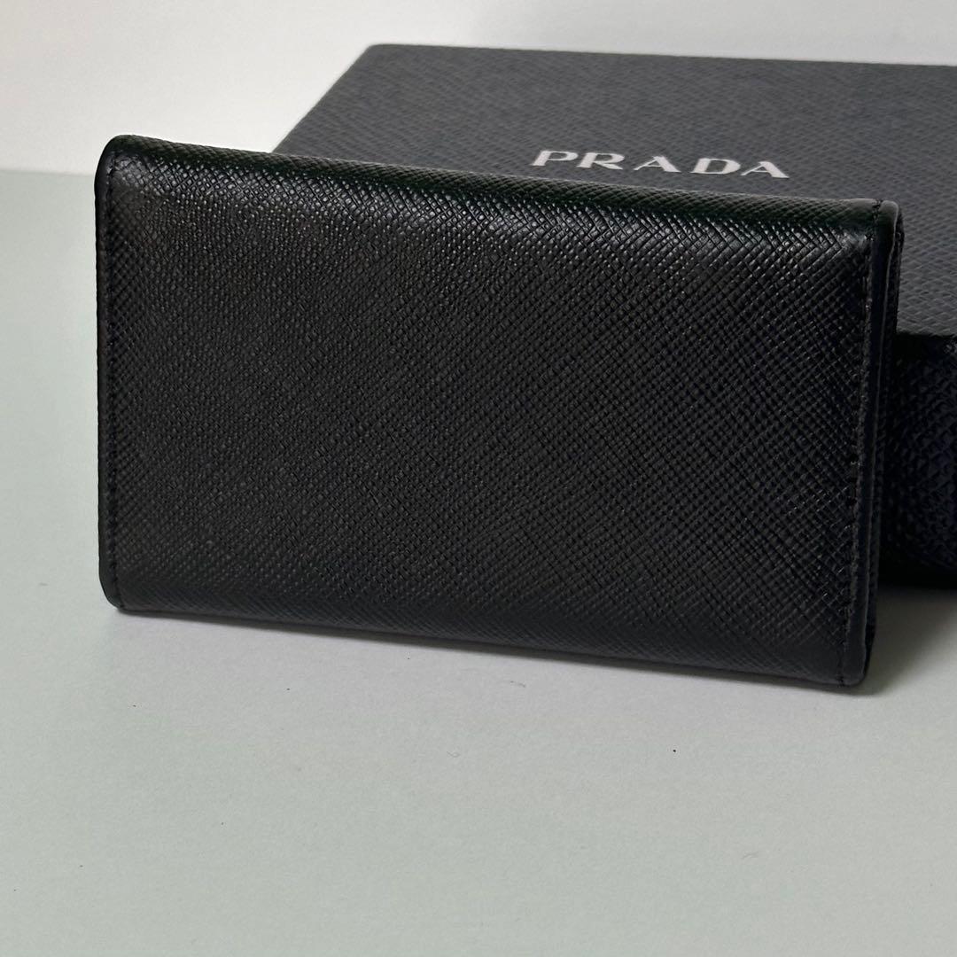 【良品】PRADA プラダ　キーケース　6連　ゴールドロゴ　サフィアーノレザー
