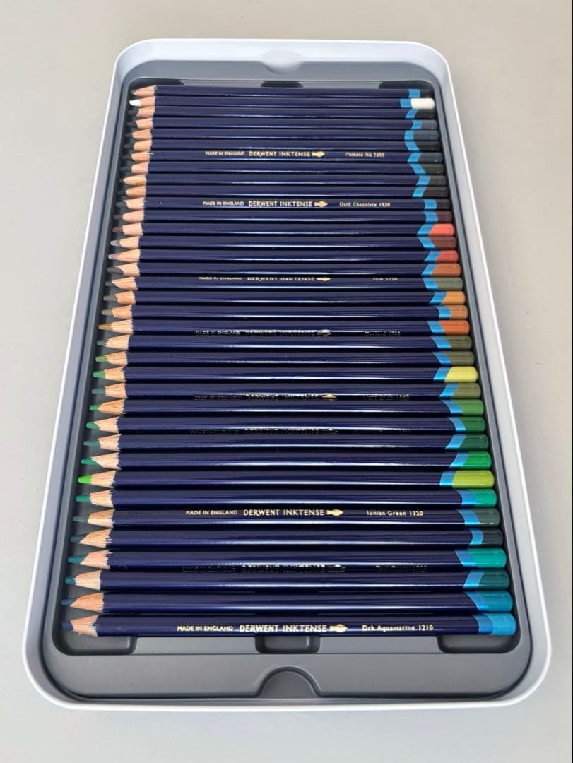 【ほぼ未使用】Derwent Inktense 72色セット 水溶性色鉛筆