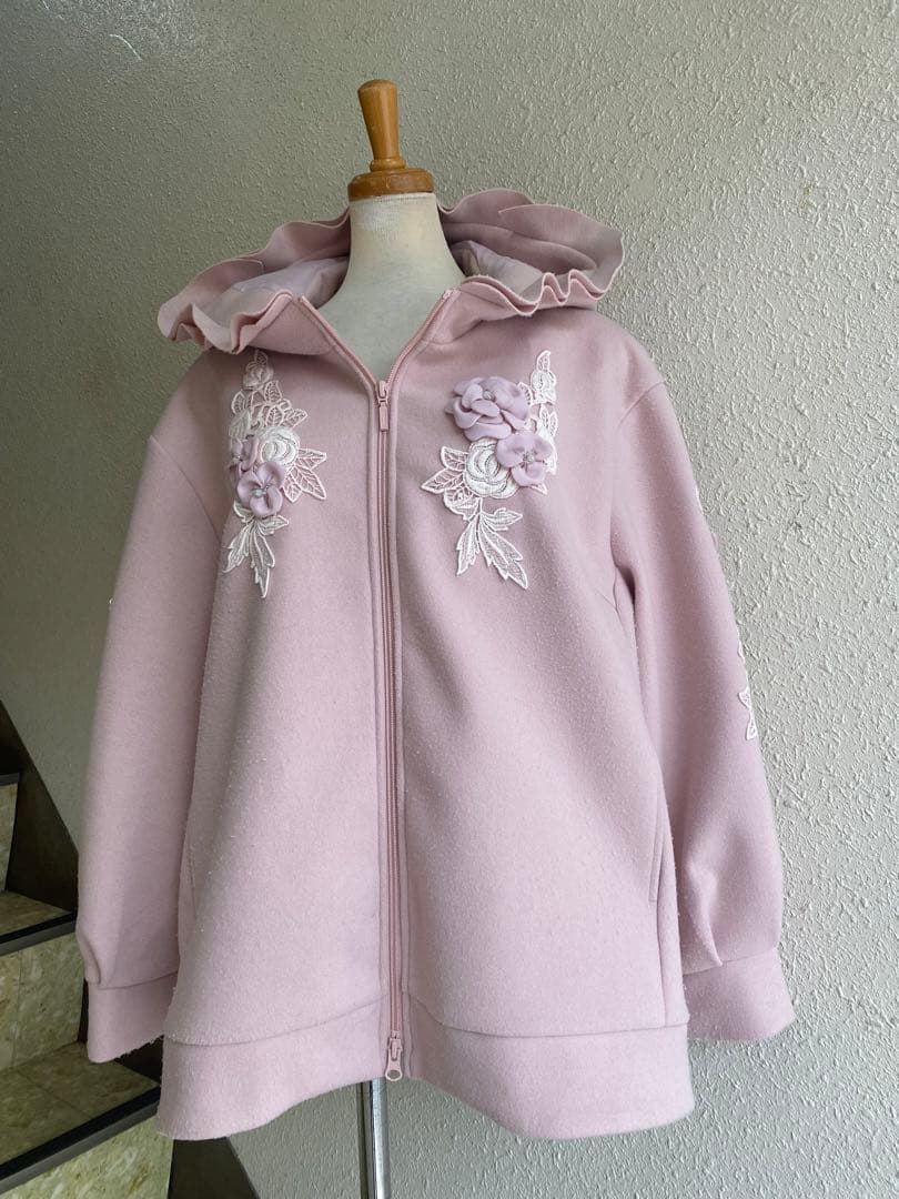 ベルパーチ BelPaci レース お花 フリルフード ハーフコート ピンク