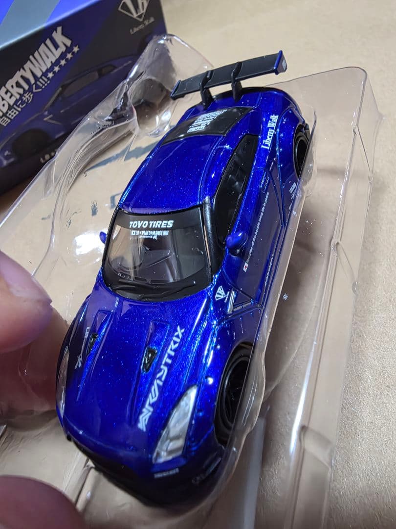 ミニカー Libert WalkLB+Works NissanGT-R CandyBlue