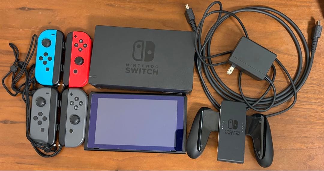 Nintendo Switch 本体 付属品完備 Joy-Con✖️2セット
