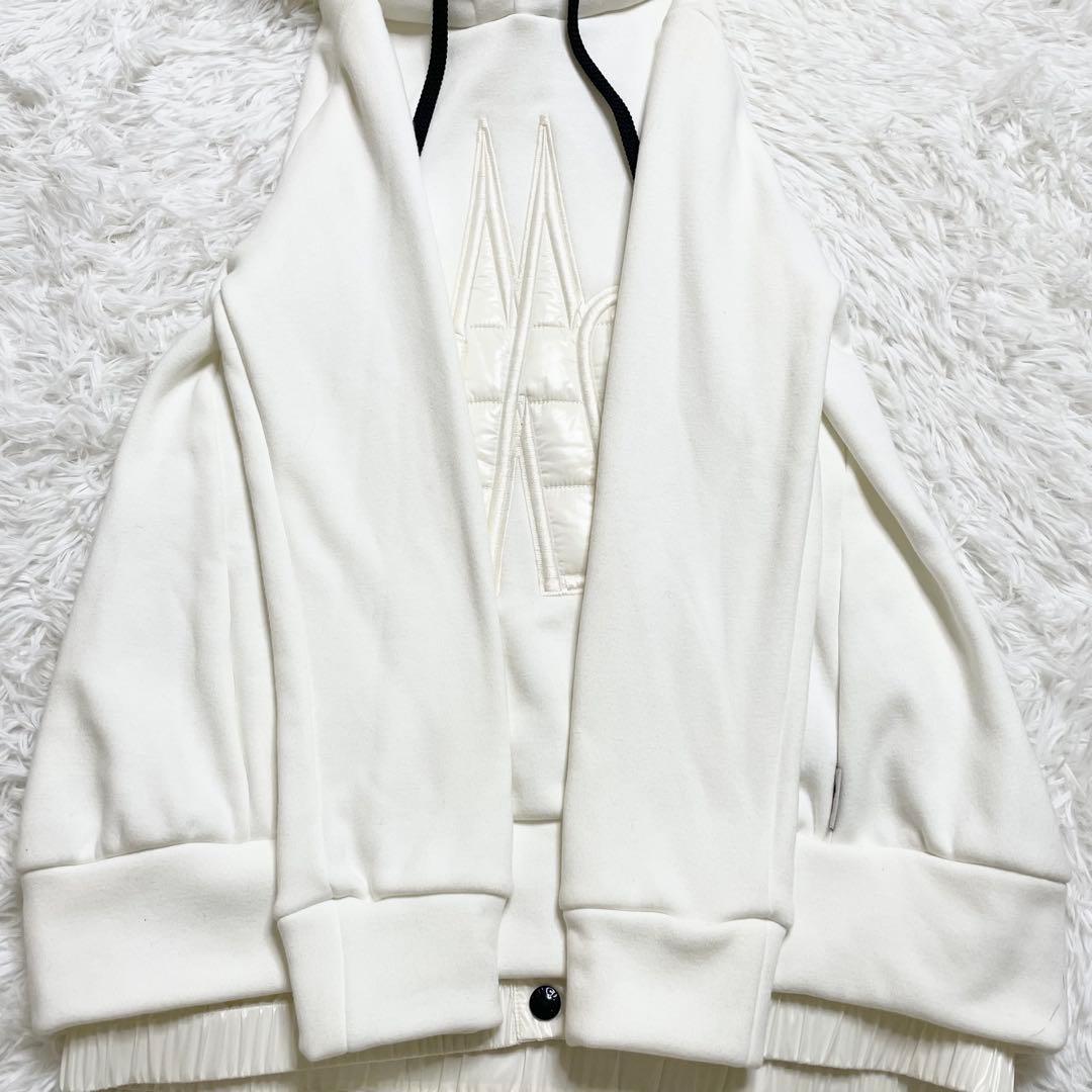 モンクレール　ダウン パーカー MAGLIA ホワイト アイボリー フード