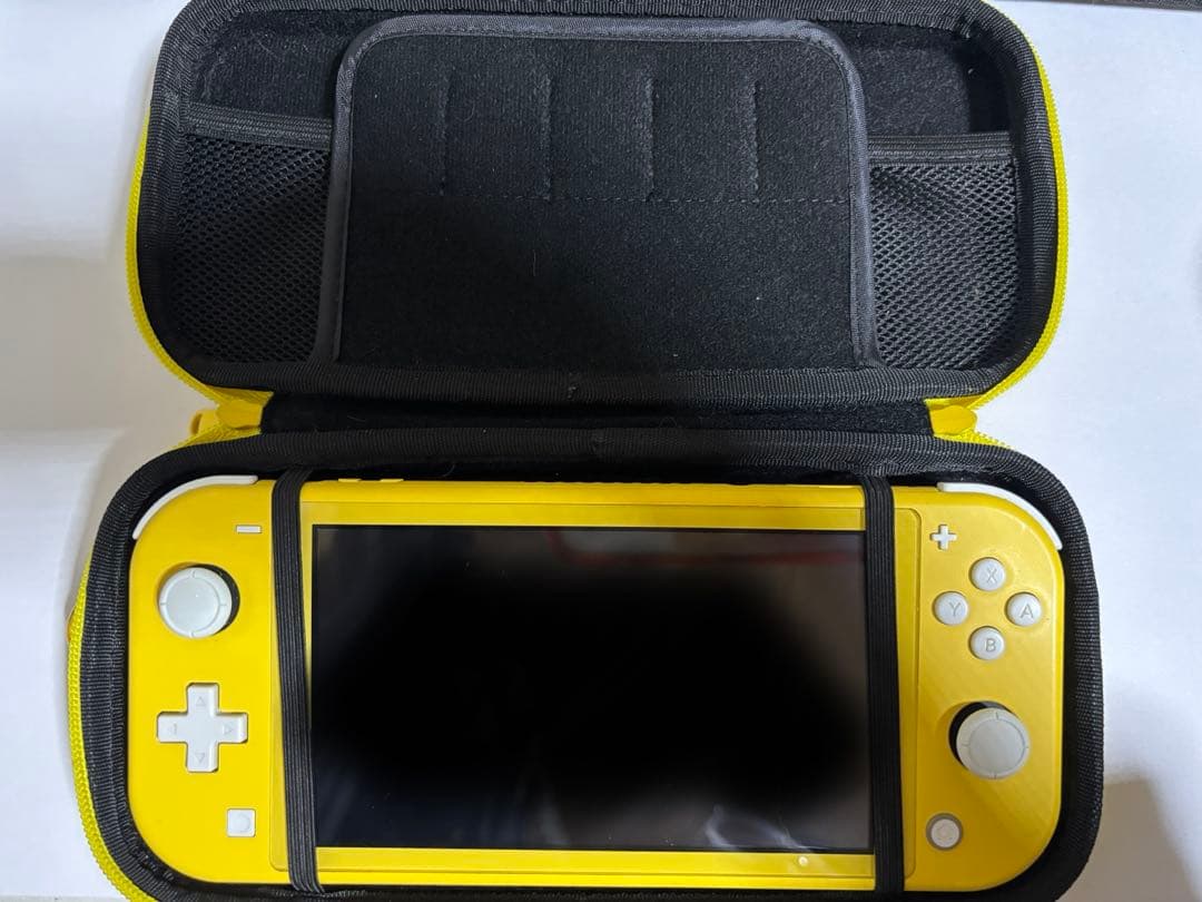 Nintendo Switch Liteイエロー本体