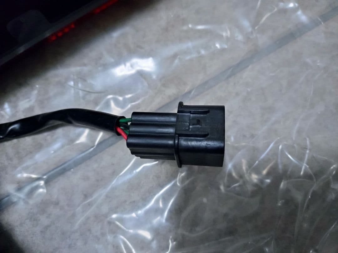 三菱 キャンター 純正 テールランプ 左右セット　24V車用