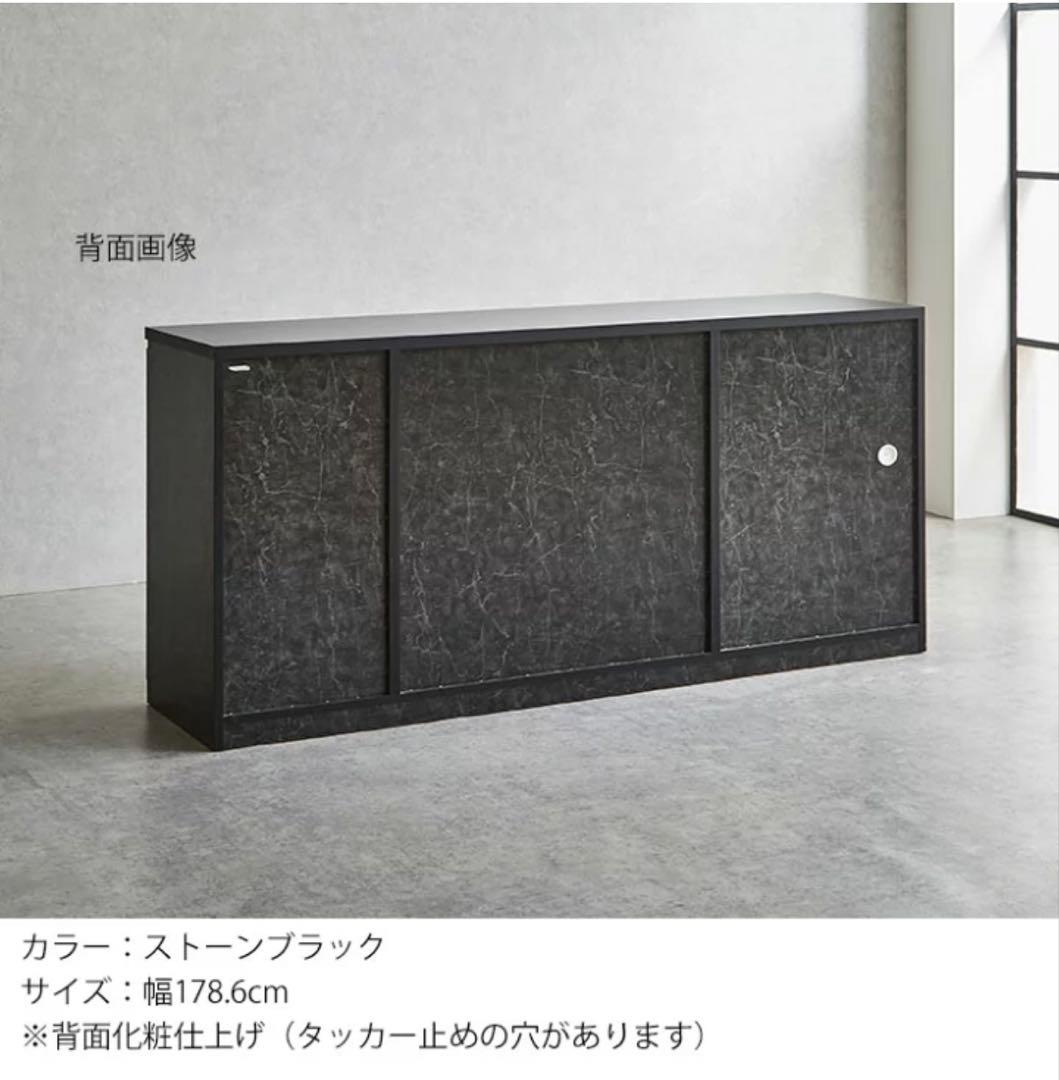 ブラックキッチンカウンター