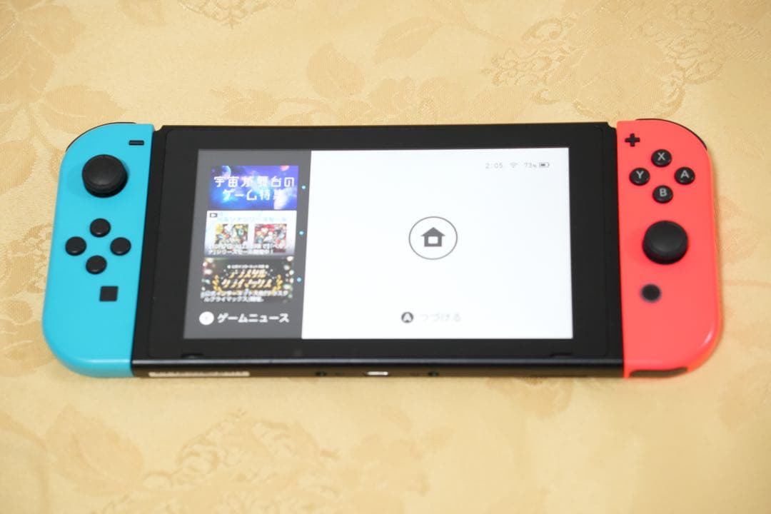 Nintendo Switch 本体 青/赤