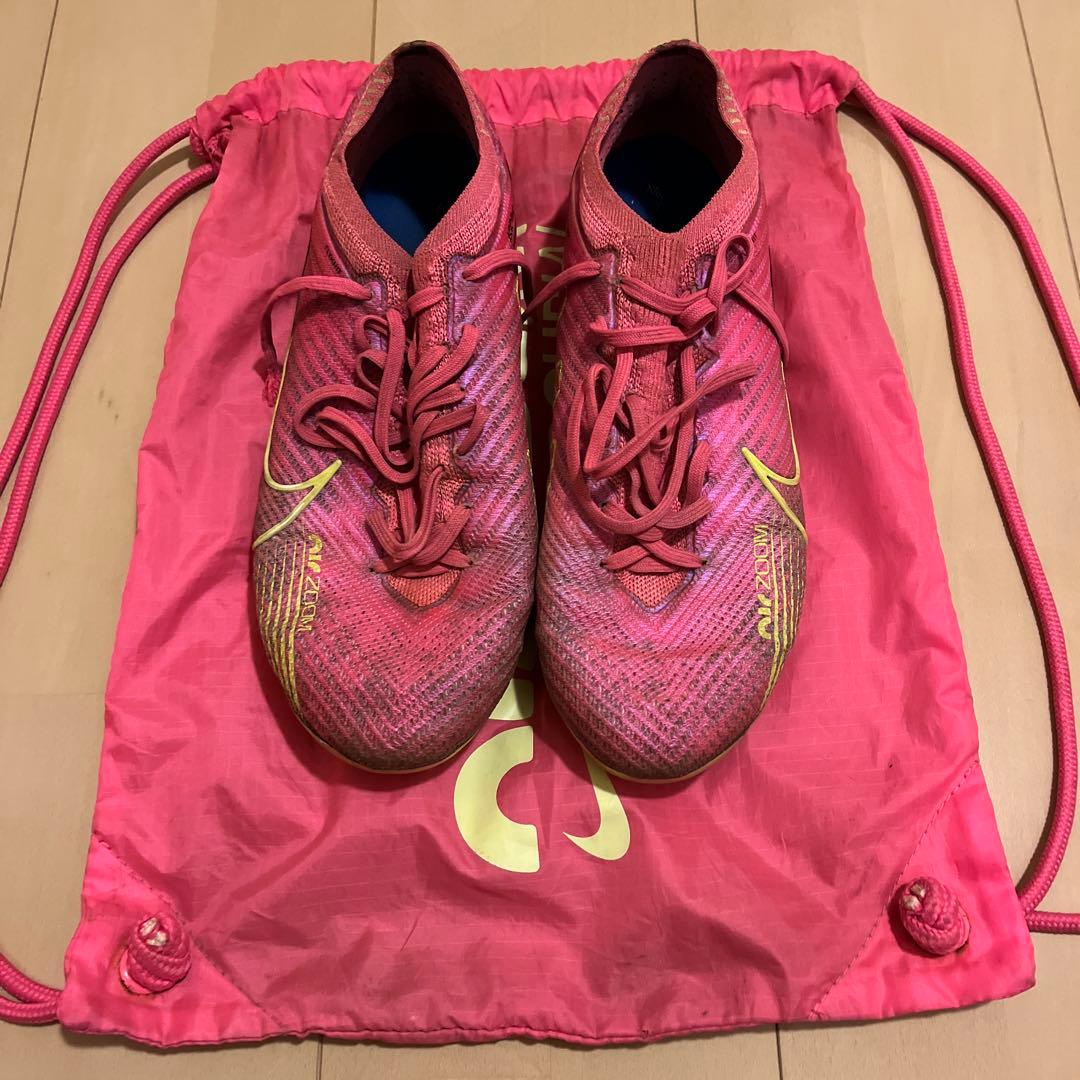 Nike Mercurial スパイク ピンク 希少