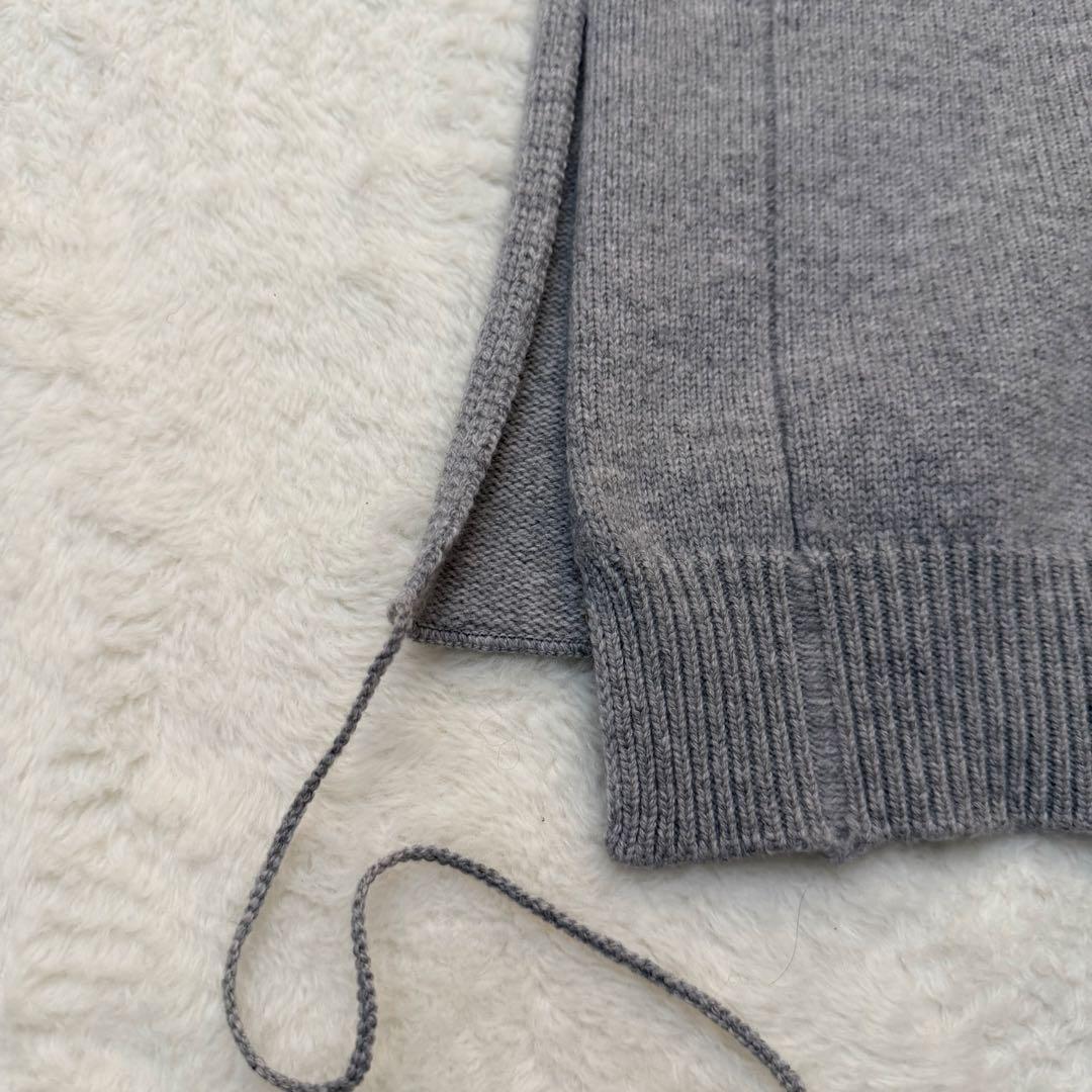 Maison Margiela ダメージ加工 Vネック ニットベスト グレー